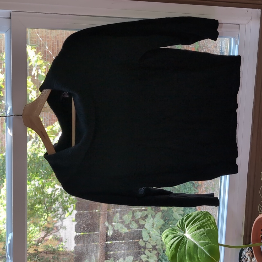 Cashmere cropped sweater
